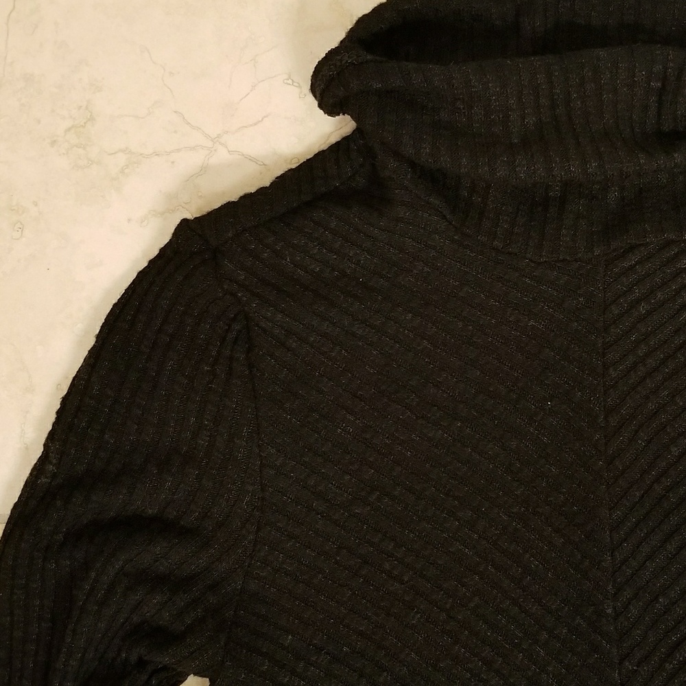 Altar'd State Black Knit Ribbed Tunic, Size XS